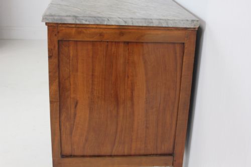 18TH CENTURY FRENCH WALNUT COMMODE - ADDITIONAL PHOTO 5