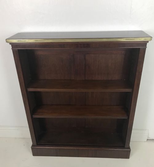 a mahogany and brass open bookcase - CATEGORY: ANTIQUE BOOKCASES - DATED EDWARDIAN