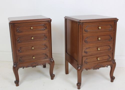 PAIR OF MAHOGANY BEDSIDE TABLES - ADDITIONAL PHOTO 10