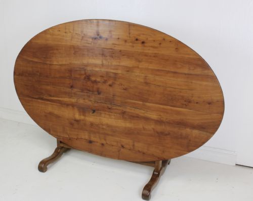 vendange table - CATEGORY: ANTIQUE TABLES - DATED 19TH CENTURY
