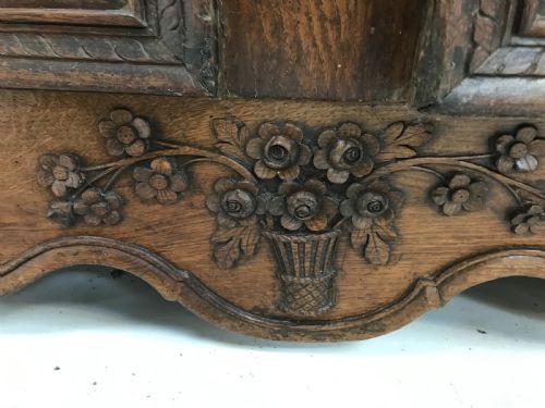 FRENCH ANTIQUE WEDDING ARMOIRE - ADDITIONAL PHOTO 9