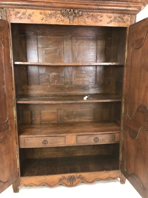 FRENCH ANTIQUE WEDDING ARMOIRE - ADDITIONAL PHOTO 13