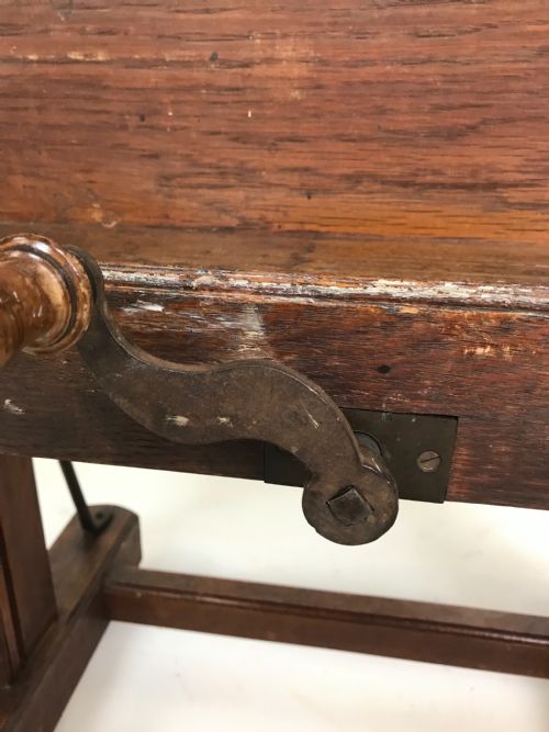 EASEL - ADDITIONAL PHOTO 3