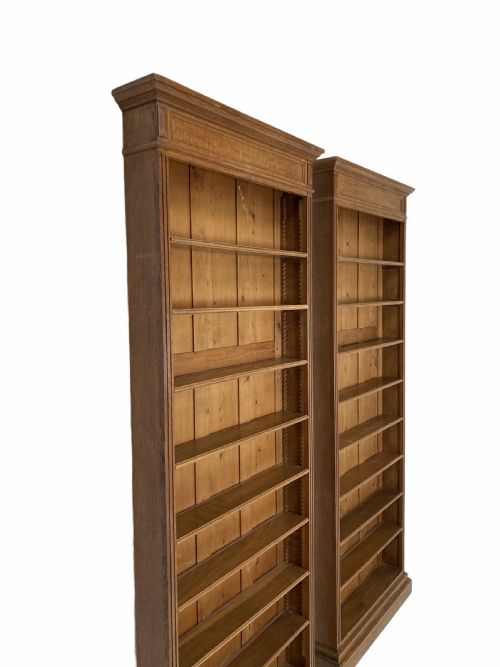 PAIR OF OAK OPEN BOOKCASES - ADDITIONAL PHOTO 3