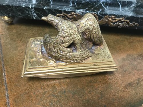 A GILDED BRONZE INKWELL BY A MARIONNET - ADDITIONAL PHOTO 5