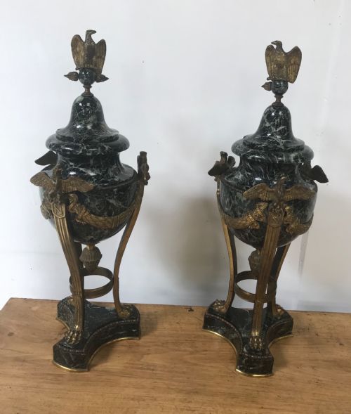 pair of gilt bronze and marble cassolettes - CATEGORY: ANTIQUE METAL - DATED 19TH CENTURY