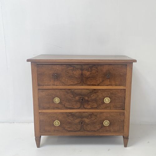 PERIOD WALNUT COMMODE - ADDITIONAL PHOTO 1