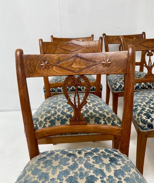 SET OF 6 SABRE LEGGED CHAIRS - ADDITIONAL PHOTO 4