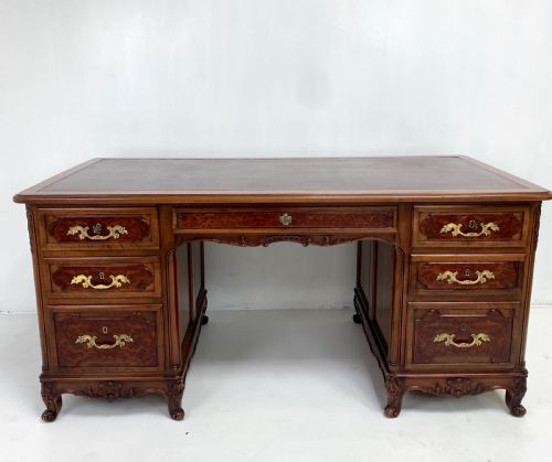 WALNUT PEDESTAL DESK - ADDITIONAL PHOTO 5