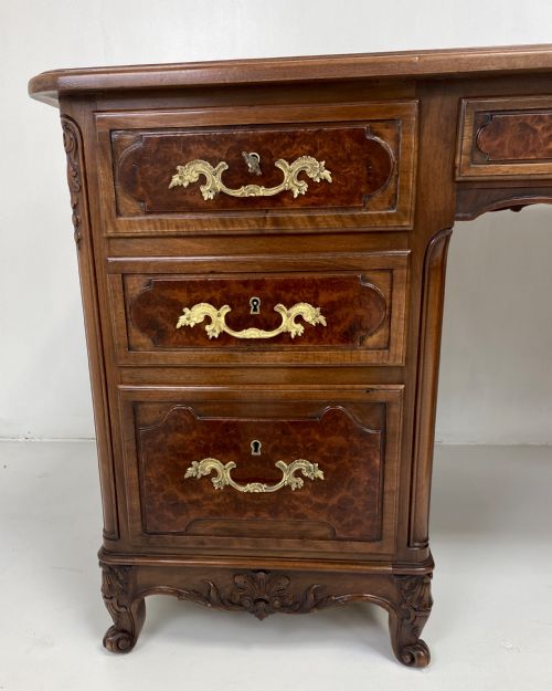 WALNUT PEDESTAL DESK - ADDITIONAL PHOTO 6