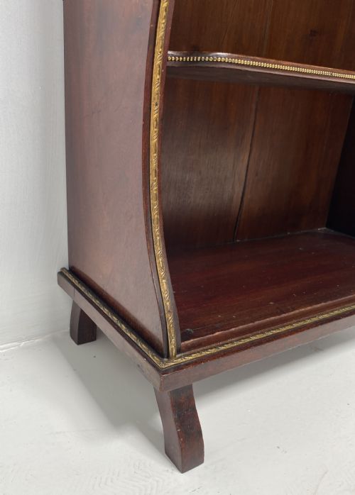 MAHOGANY AND BRASS WATERFALL BOOKCASE - ADDITIONAL PHOTO 7