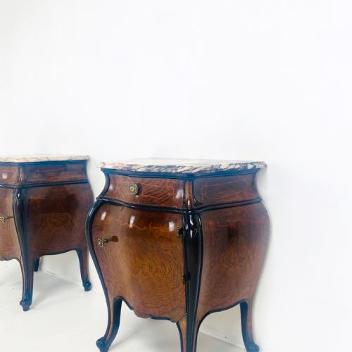 pair of italian bombay walnut nightstands - CATEGORY: ANTIQUE CUPBOARDS - DATED 19TH CENTURY