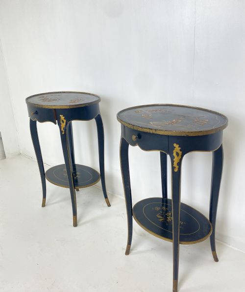PAIR OF CHINOISERIE LAMP TABLES - ADDITIONAL PHOTO 1