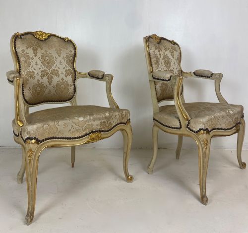 PAIR OF FRENCH ARM CHAIRS - ADDITIONAL PHOTO 4
