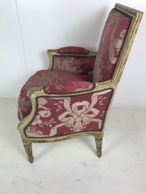 ANTIQUE FRENCH ARMCHAIR - ADDITIONAL PHOTO 3