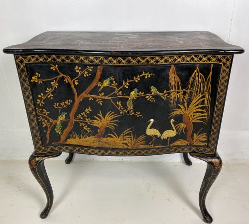 chinoiserie cupboard - CATEGORY: ANTIQUE CUPBOARDS - DATED 1920