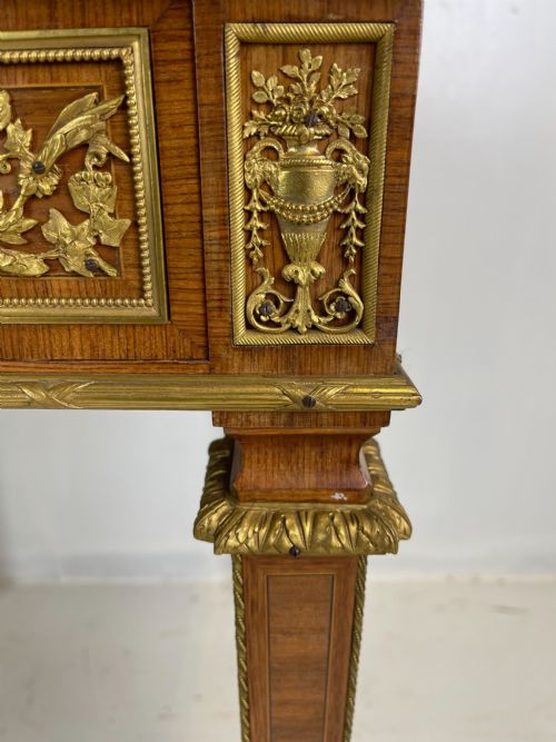 FRANCOISE LINKE CARD TABLE - ADDITIONAL PHOTO 1