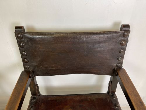 TWO 17 TH CENTURY SPANISH WALNUT ARMCHAIRS - ADDITIONAL PHOTO 2