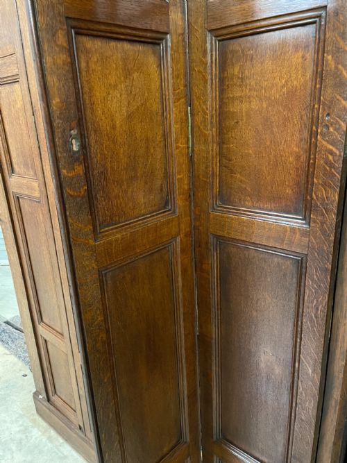SET OF 3 ESTATE CUPBOARDS - ADDITIONAL PHOTO 12