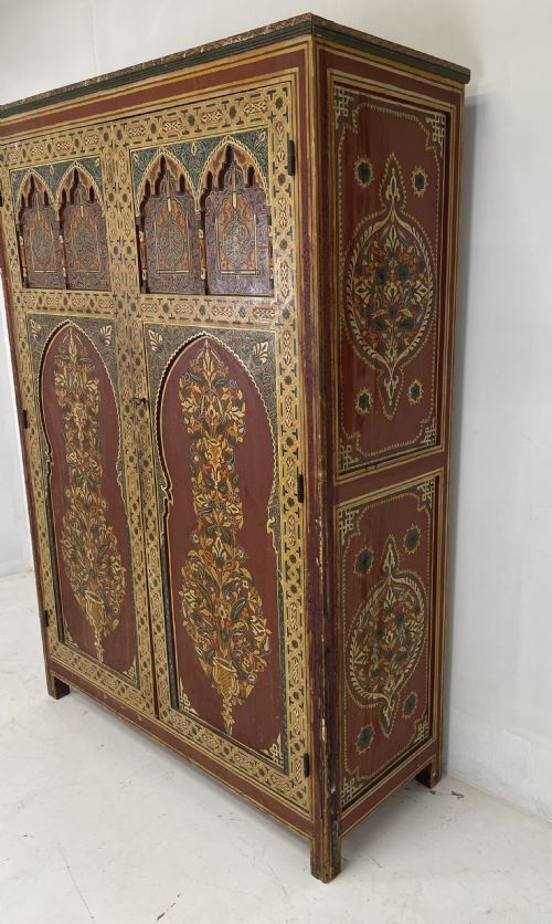 19 TH CENTURY PAINTED CUPBOARD - ADDITIONAL PHOTO 6