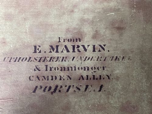 STUNNING MAHOGANY CLOTHES PRESS - ADDITIONAL PHOTO 2