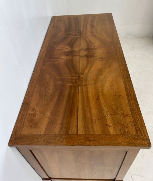 FRENCH WALNUT PERIOD COMMODE - ADDITIONAL PHOTO 5