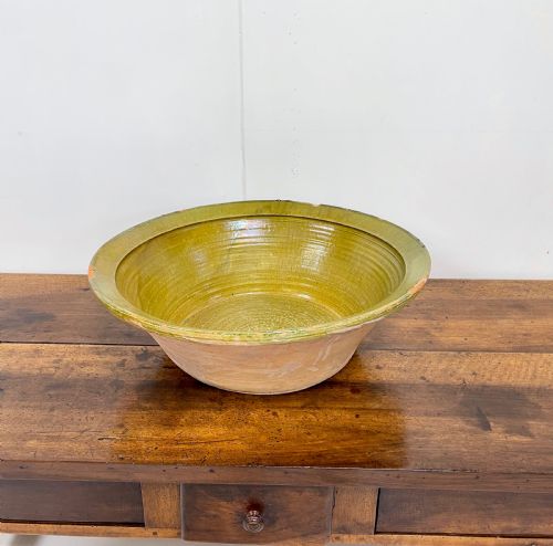 large spanish glazed bowl - CATEGORY: ANTIQUE CERAMICS - DATED 19TH CENTURY