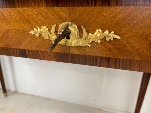 WRITING TABLE - ADDITIONAL PHOTO 6