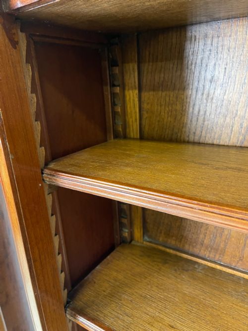 PAIR OF PLUM PUDDING MAHOGANY BOOKCASES - ADDITIONAL PHOTO 4