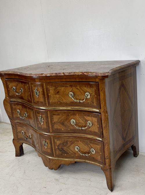 18TH CENTURY FRENCH MARBLE TOP COMMODE - ADDITIONAL PHOTO 1
