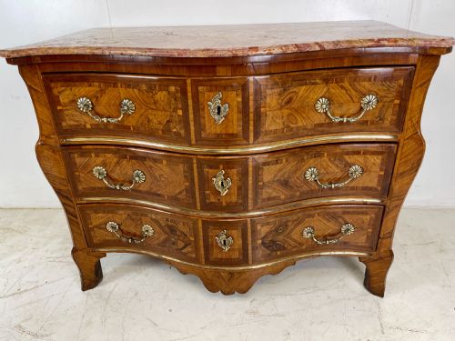 18TH CENTURY FRENCH MARBLE TOP COMMODE - ADDITIONAL PHOTO 5