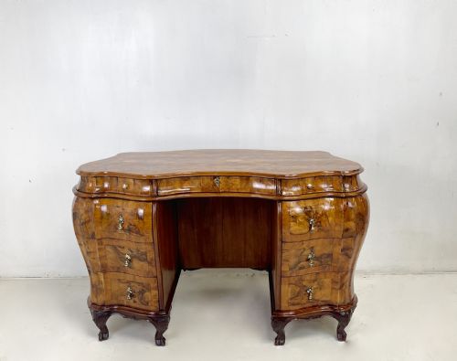 italian bombay desk - CATEGORY: ANTIQUE DESKS - DATED 19TH CENTURY