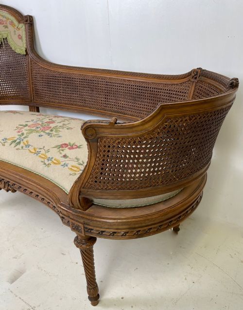 FRENCH SOFA - ADDITIONAL PHOTO 5