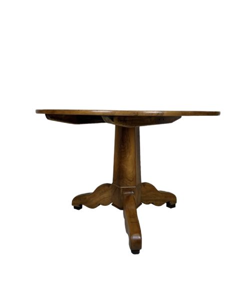 FRENCH PROVINCIAL ROUND BREAKFAST TABLE - ADDITIONAL PHOTO 5