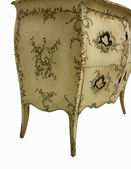 ITALIAN PAINTED COMMODE - ADDITIONAL PHOTO 13