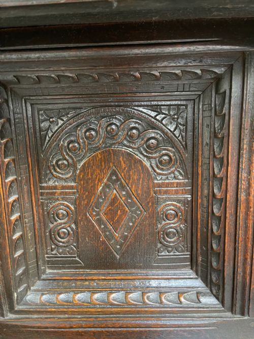 JOINED CUPBOARD COURT CUPBOARD - ADDITIONAL PHOTO 5