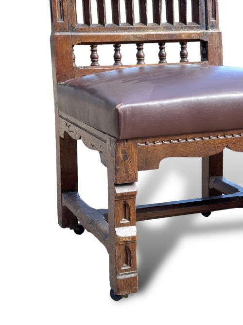 SET OF 6 18TH CENTURY GOTHIC CHAIRS - ADDITIONAL PHOTO 4