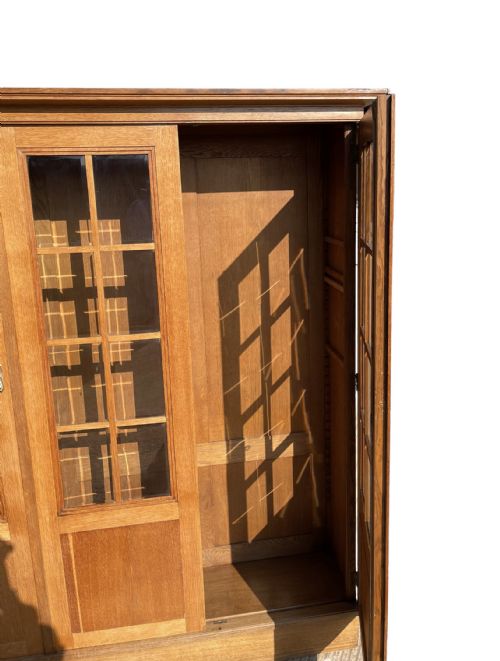 THREE DOOR OAK BOOKCASE - ADDITIONAL PHOTO 11