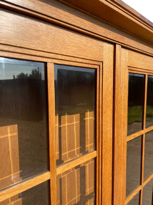 THREE DOOR OAK BOOKCASE - ADDITIONAL PHOTO 12
