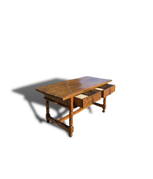 18TH CENTURY WALNUT SPANISH SIDE TABLE - ADDITIONAL PHOTO 8