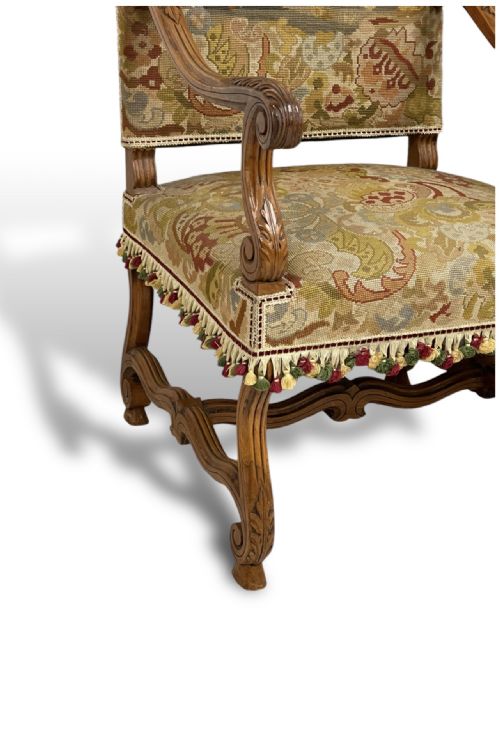 PAIR OF TAPESTRY ARMCHAIRS - ADDITIONAL PHOTO 8