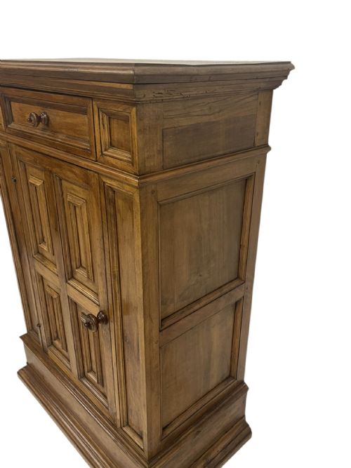 PAIR OF CUPBOARDS - ADDITIONAL PHOTO 14