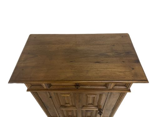 PAIR OF CUPBOARDS - ADDITIONAL PHOTO 18