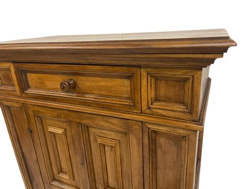 PAIR OF CUPBOARDS - ADDITIONAL PHOTO 19