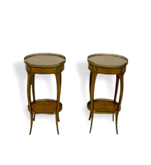 PAIR OF OCCASIONAL TABLES - ADDITIONAL PHOTO 1