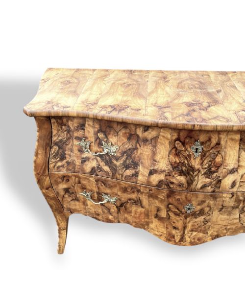 PAIR OF ITALIAN OLIVE WOOD COMMODES - ADDITIONAL PHOTO 3