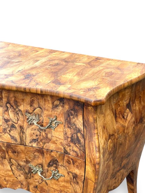 PAIR OF ITALIAN OLIVE WOOD COMMODES - ADDITIONAL PHOTO 10
