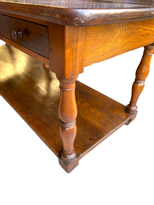 19TH CENTURY FRENCH DRAPERS TABLE - ADDITIONAL PHOTO 1