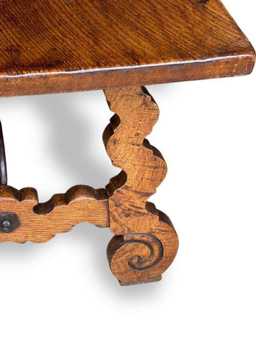 SPANISH STYLE OAK DINING TABLE - ADDITIONAL PHOTO 3