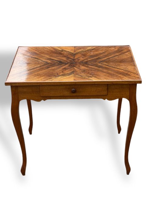 FRENCH OCCASIONAL TABLE WITH QUATERED WALNUT TOP - ADDITIONAL PHOTO 2